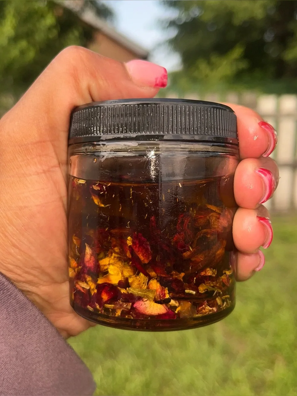 YOU HAVE TO TRY THIS OIL FOR YOUR SKIN | Rose 🌹 & Hibiscus infused Olive Oil